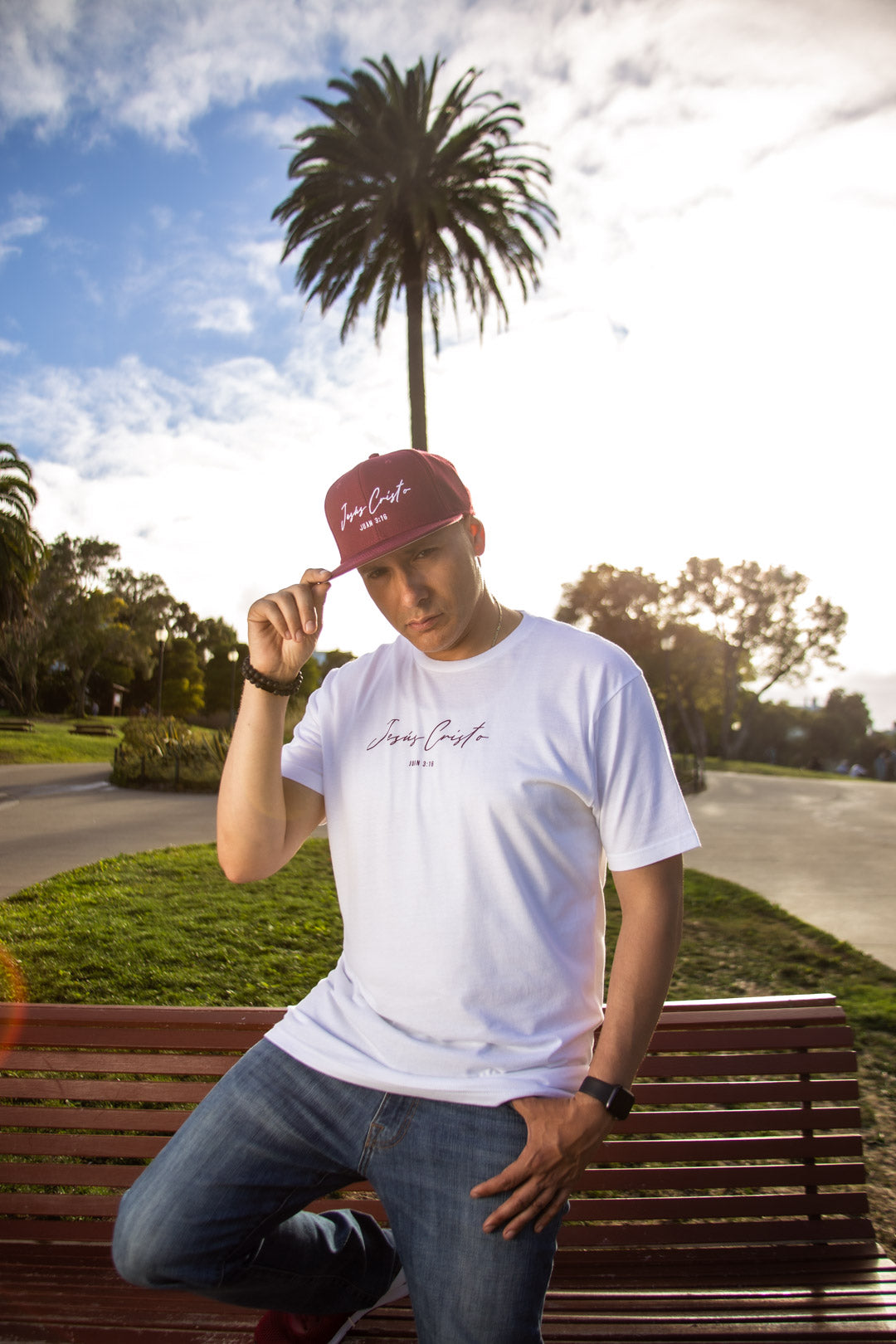 Jesús Cristo Crew Tee - White
